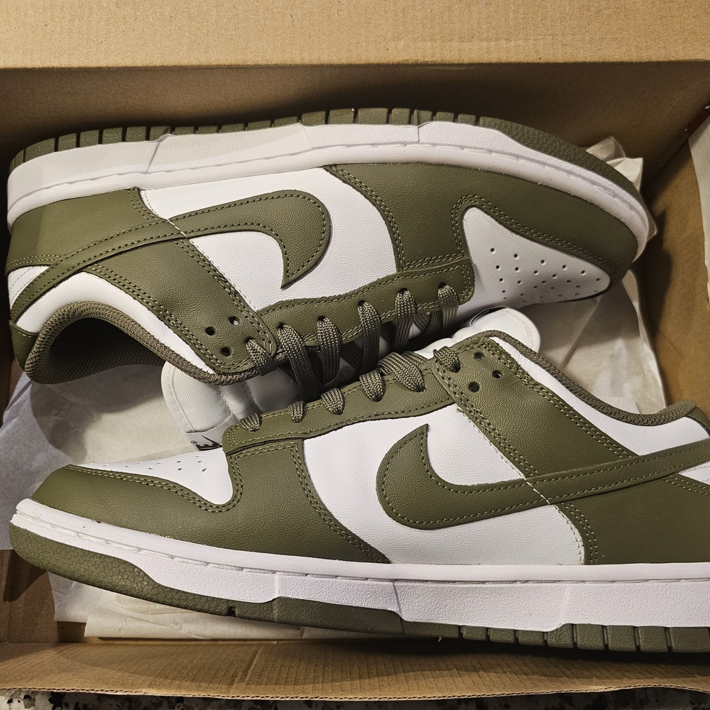 Nike Green and White Sneakers - SOLD